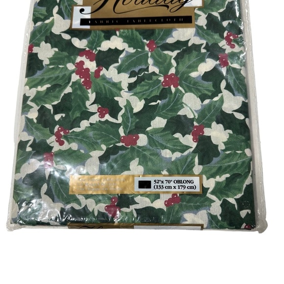 Vtg Kemp Beatley USA Cream Red Green Holly Berries Fabric Table Cloth 52x70” NIP - Picture 3 of 6